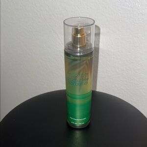 Bath & Body Works Coconut Lime Verbena Mist - Green and Gold